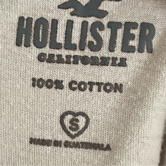 BARBIE X HOLLISTER Car Graphic Tee T-Shirt - Picture 6 of 6